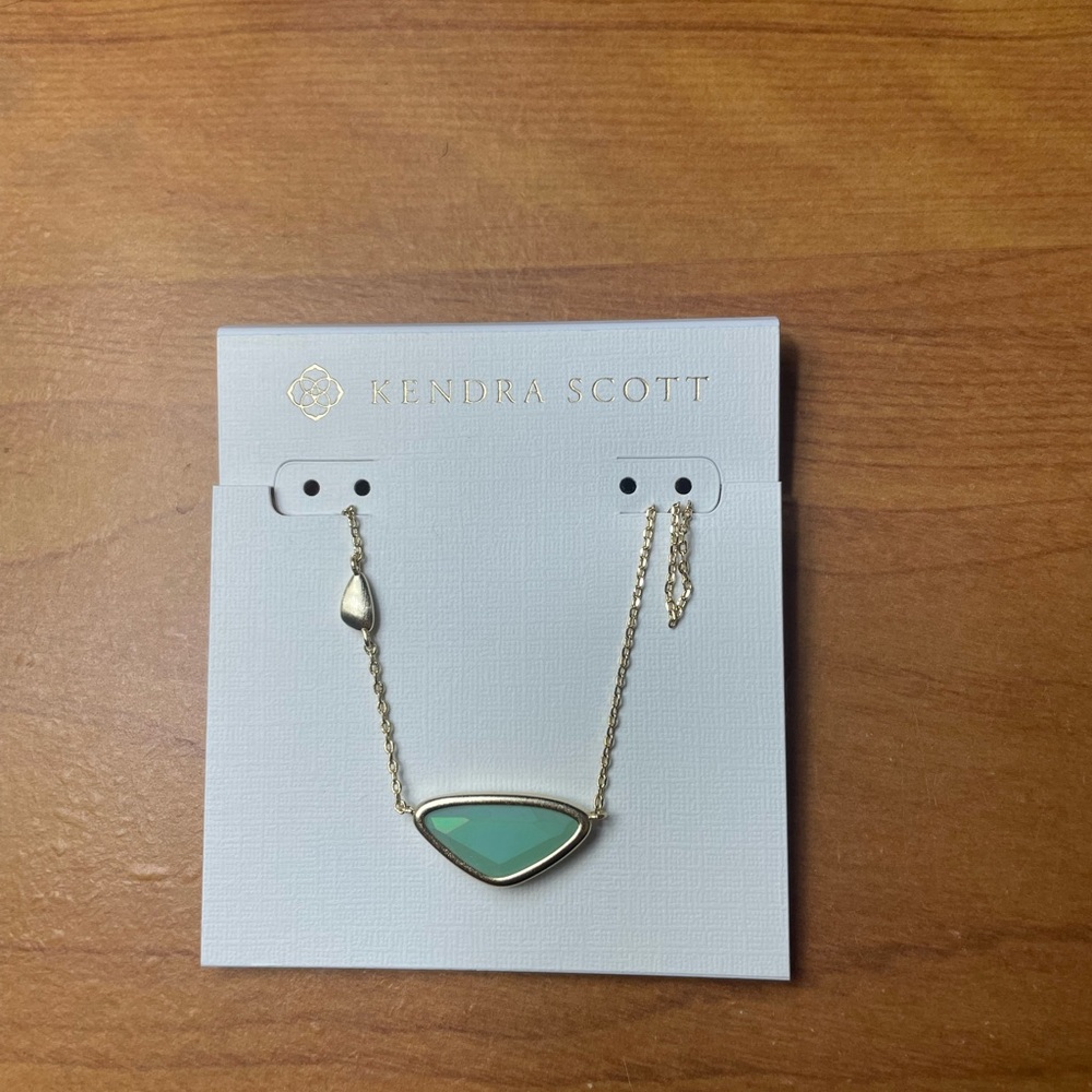 Kendra Scott Green and Gold Necklace with Dainty Chain